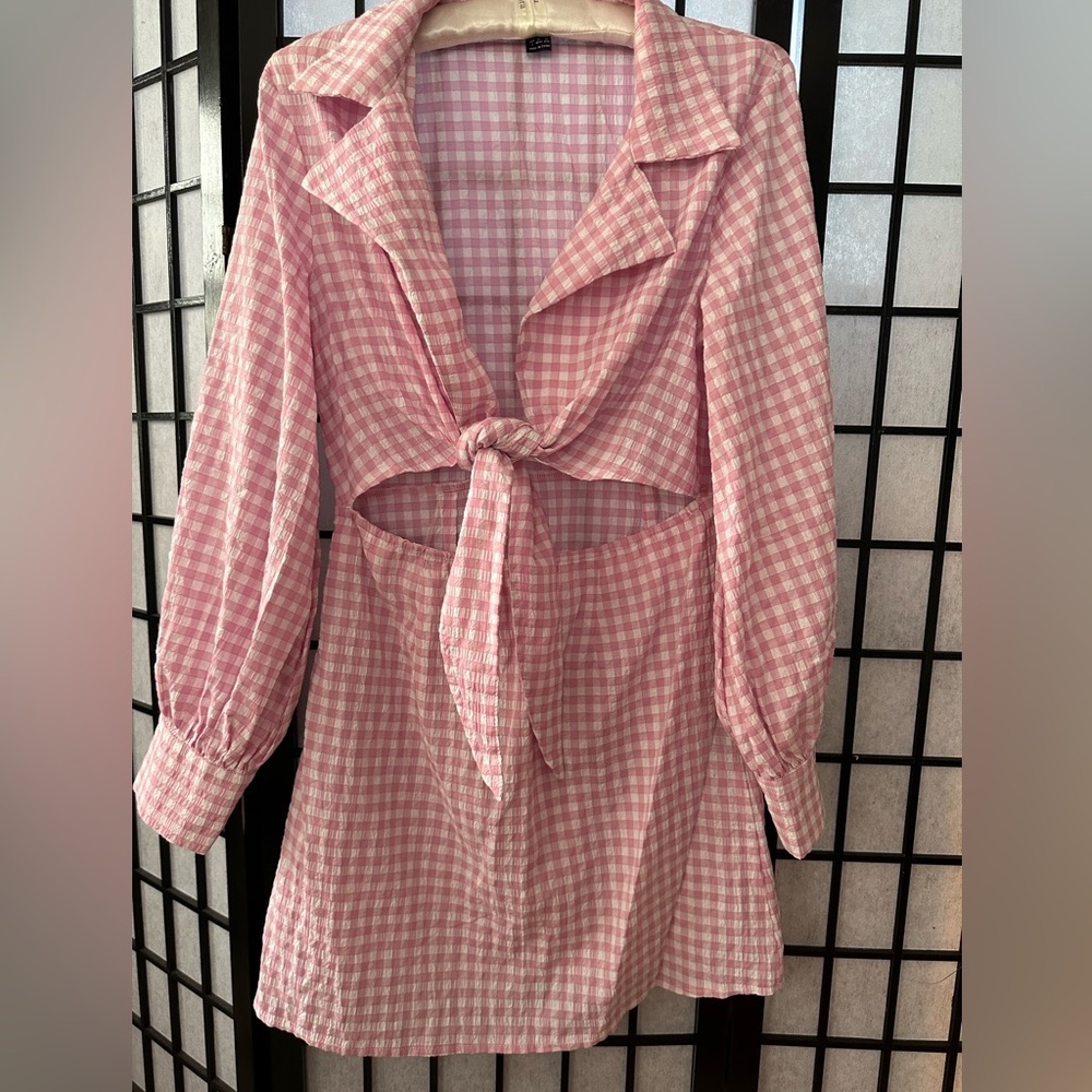 Cute pink dress